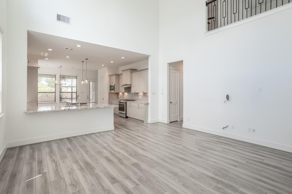 10719 Blossom River Drive - Photo 6