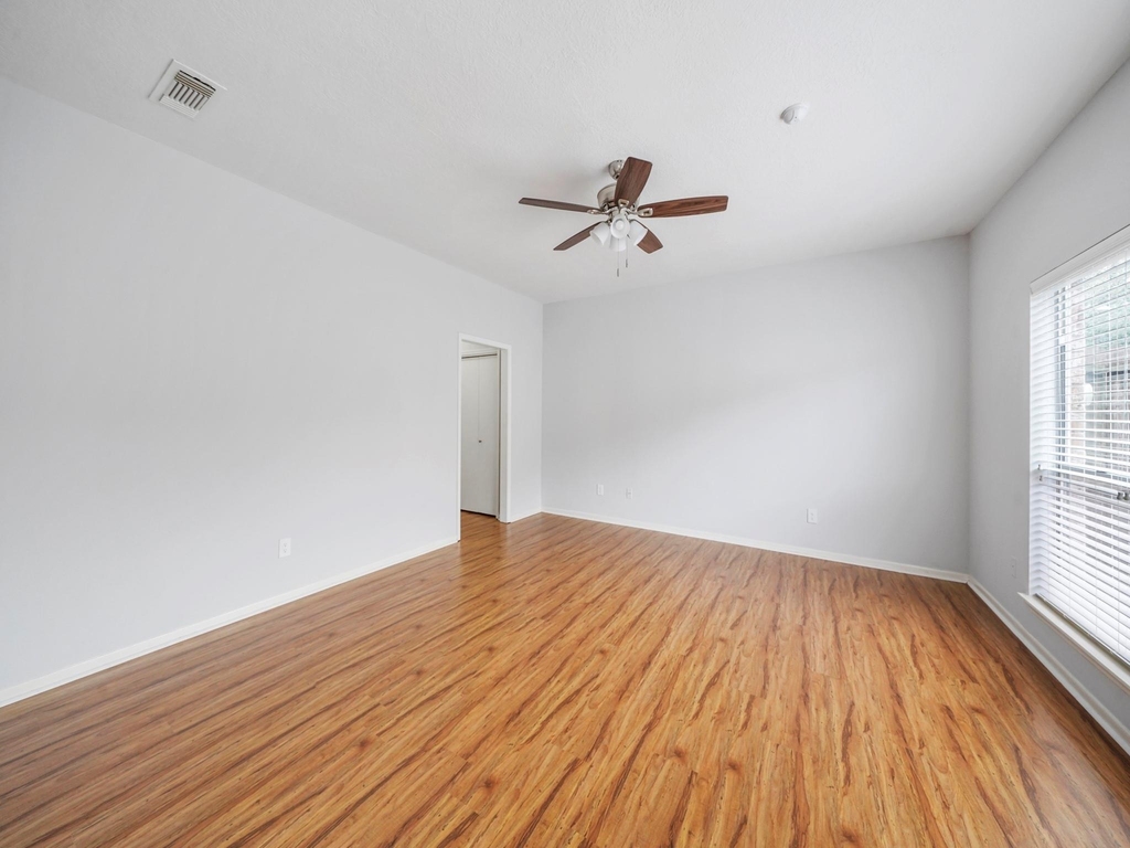 2226 Jamara Lane - Photo 10
