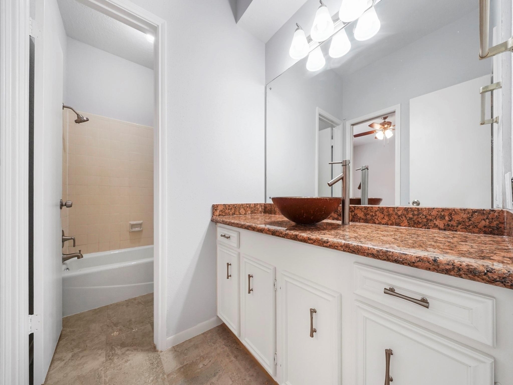 2226 Jamara Lane - Photo 16