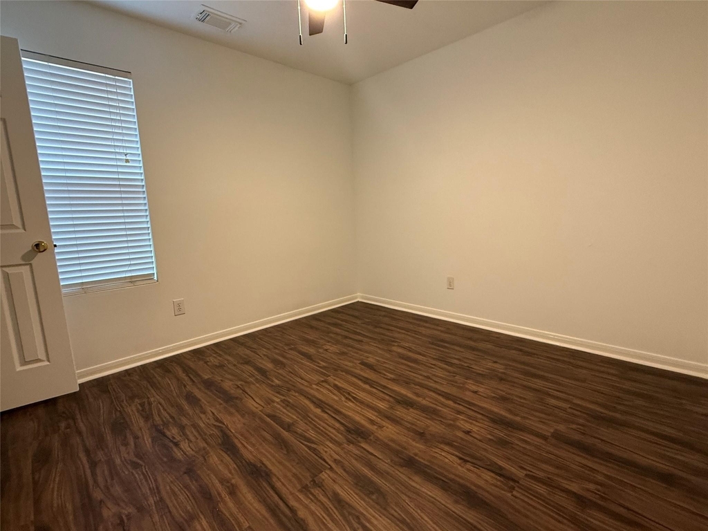 19511 Dawn Canyon Road - Photo 8