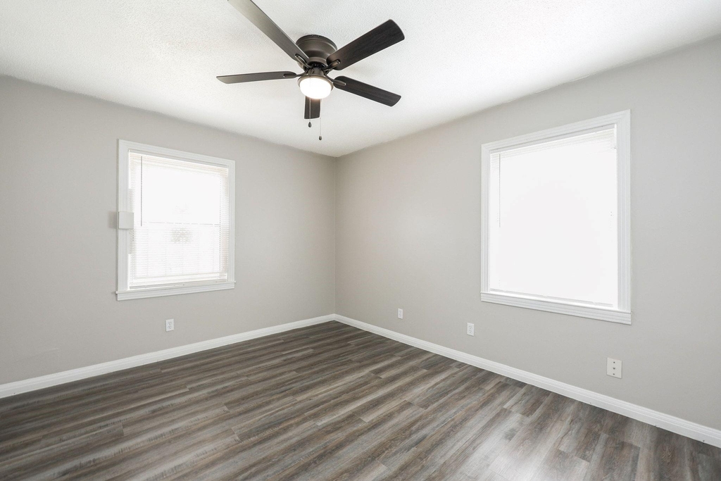 6002 Doulton Drive - Photo 15