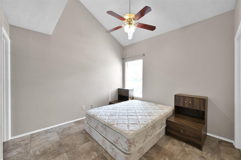 12900 Walden Road - Photo 12