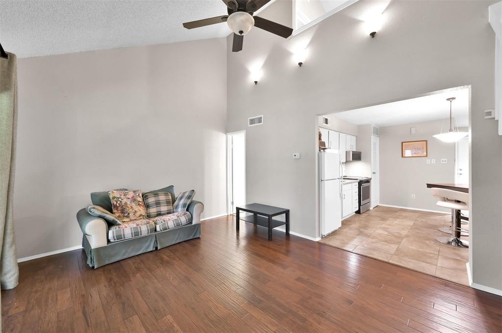 12900 Walden Road - Photo 11