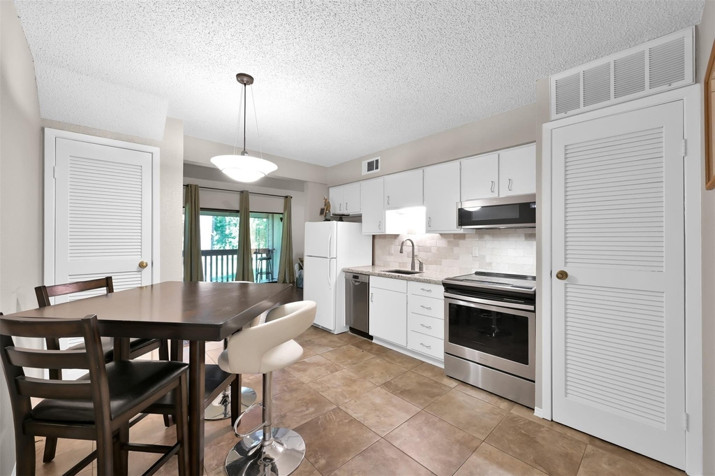 12900 Walden Road - Photo 5