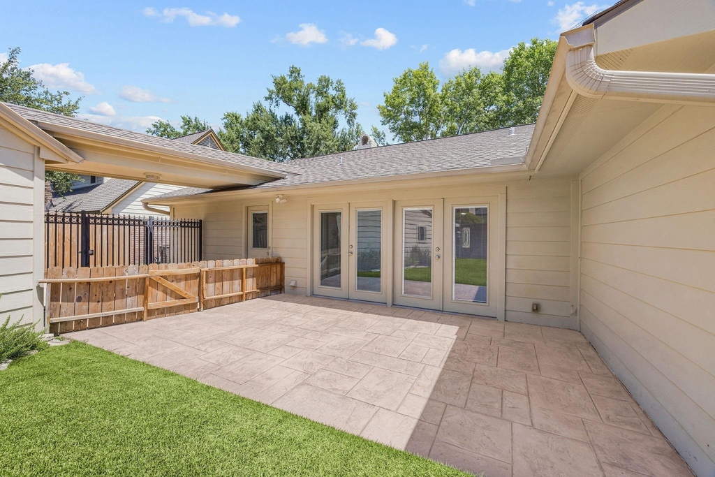 2811 Quincannon Lane - Photo 24