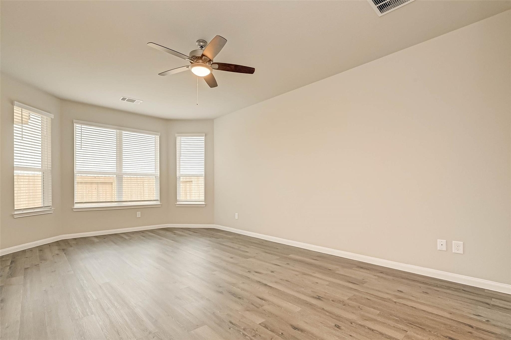 2507 Steelhead Drive - Photo 10