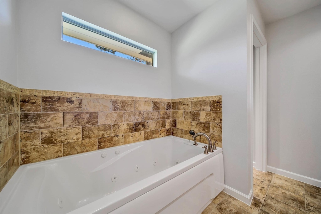 6318 Woodbrook Lane - Photo 21