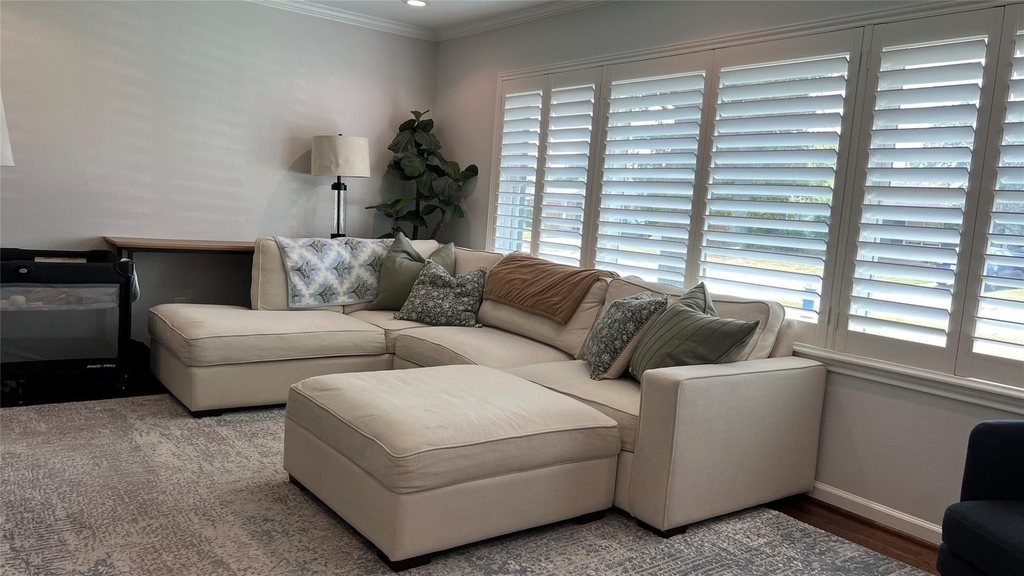 6318 Woodbrook Lane - Photo 4