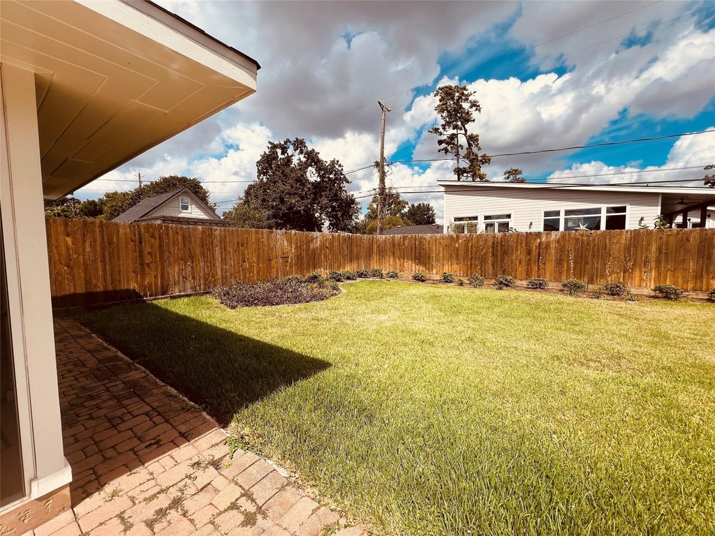6318 Woodbrook Lane - Photo 41