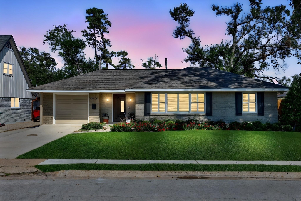 6318 Woodbrook Lane - Photo 3