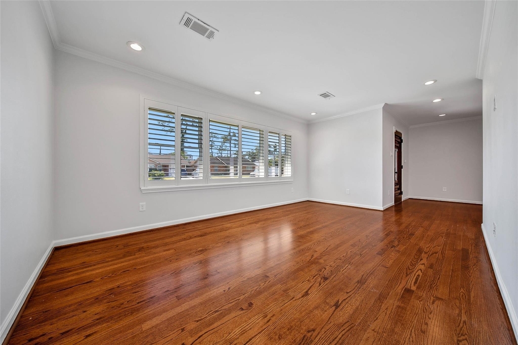 6318 Woodbrook Lane - Photo 7