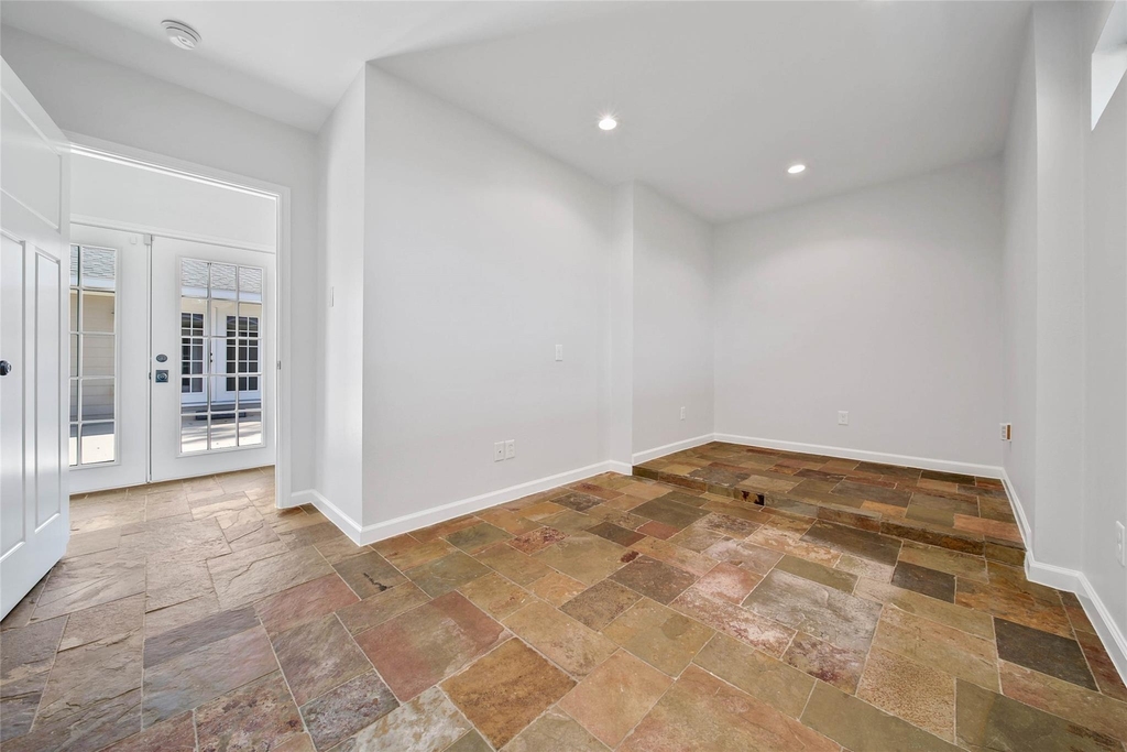 6318 Woodbrook Lane - Photo 29
