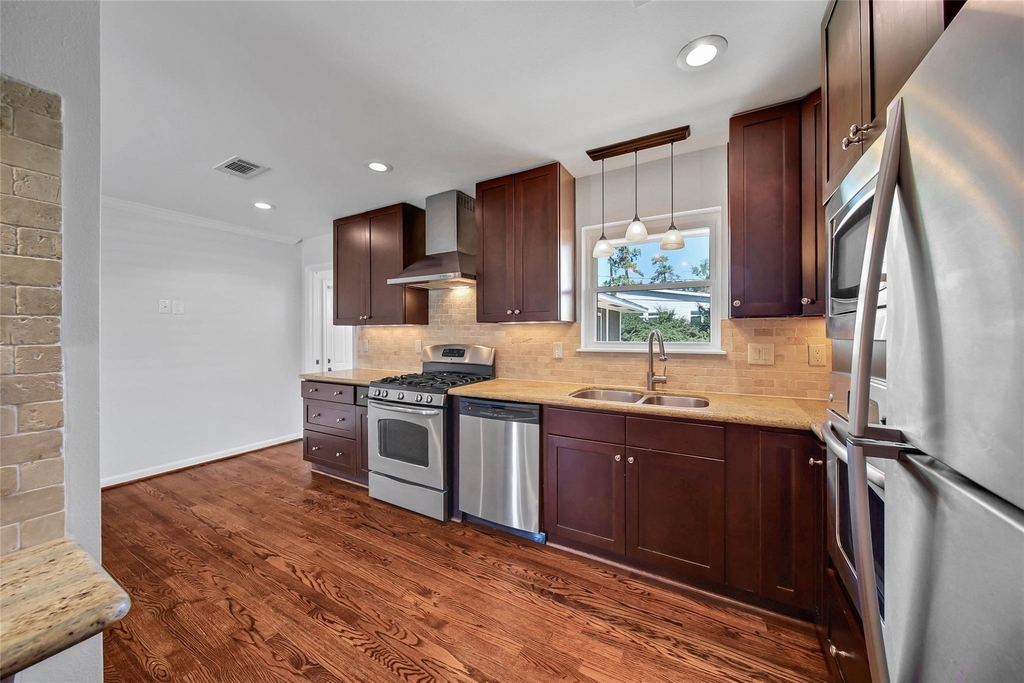 6318 Woodbrook Lane - Photo 11