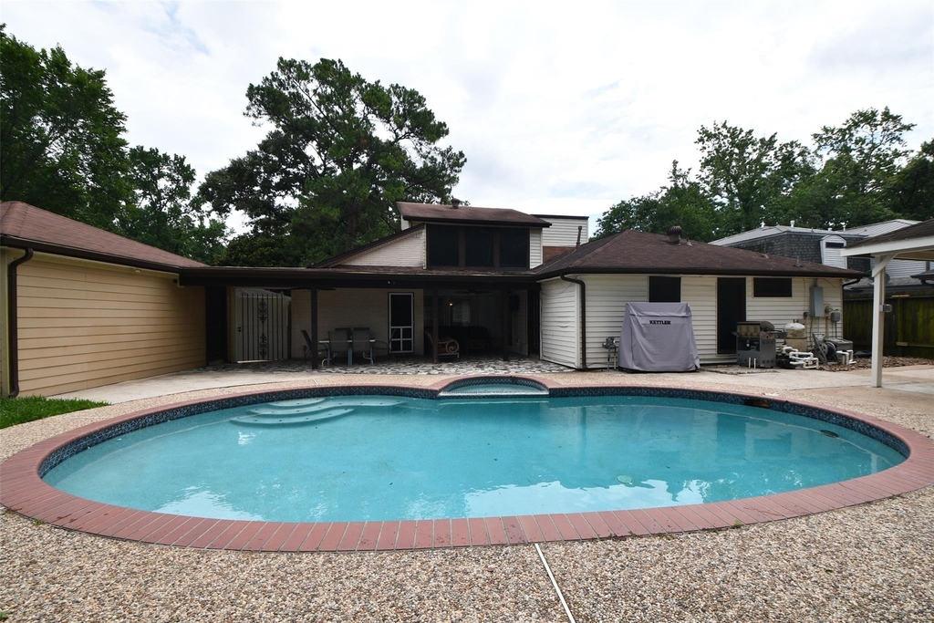 306 Priscilla Court - Photo 27