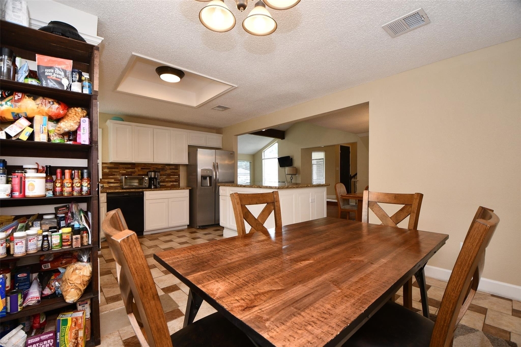 306 Priscilla Court - Photo 19