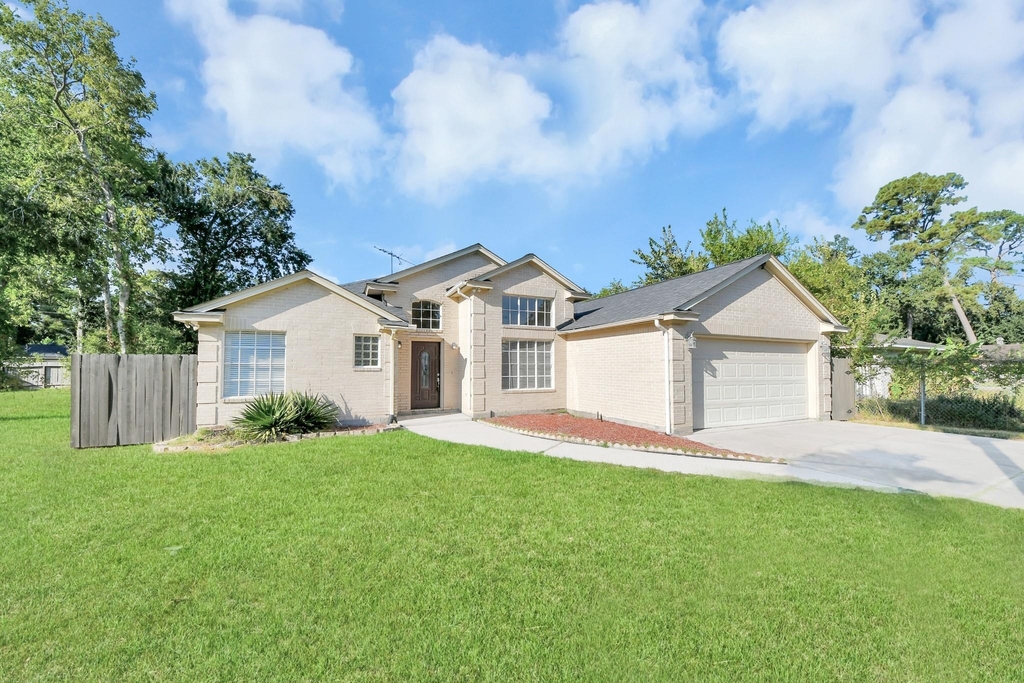 2628 Cliffdale Street - Photo 1