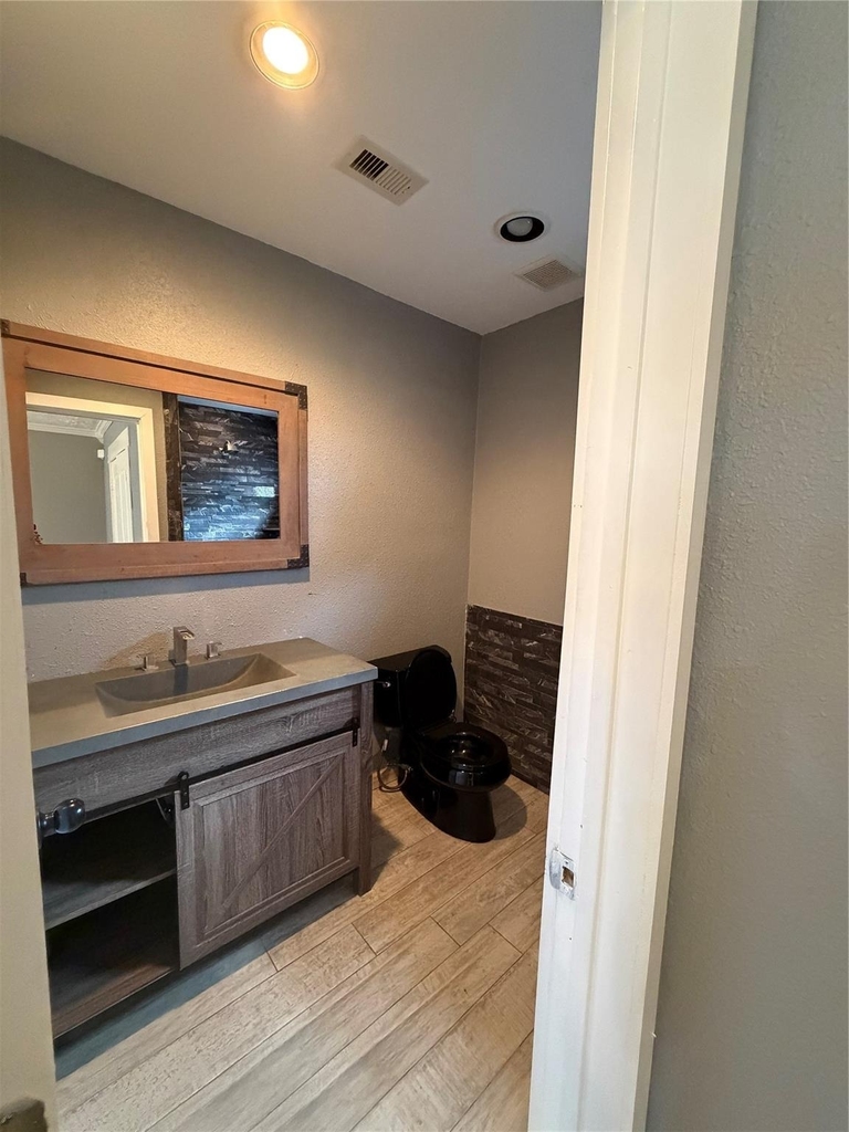 3209 Alabama St - Photo 9