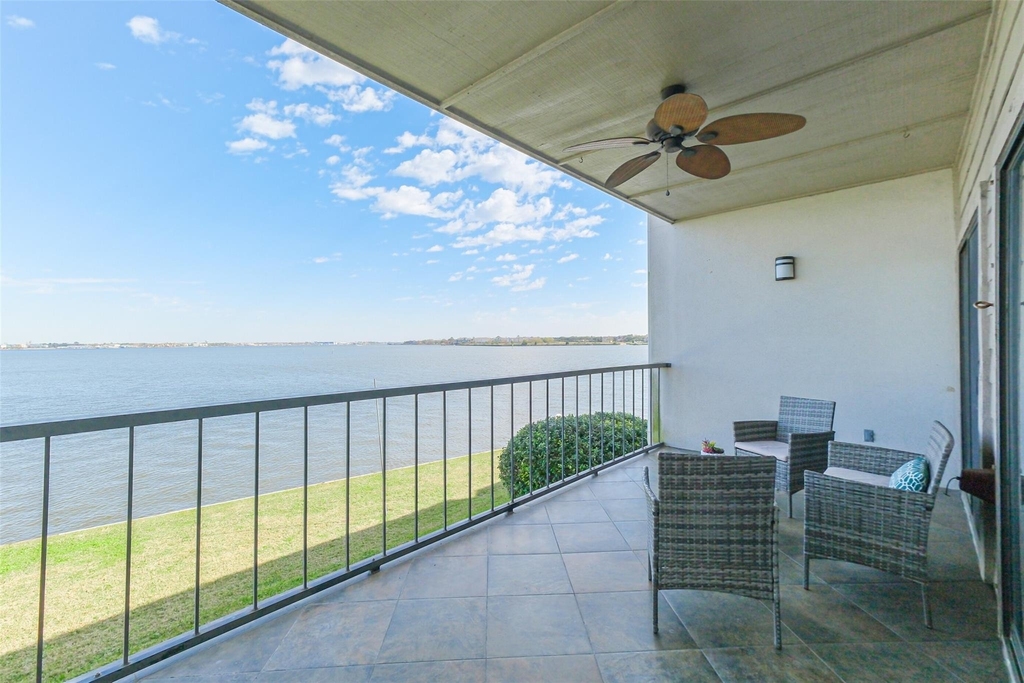 351 Lakeside Lane - Photo 16