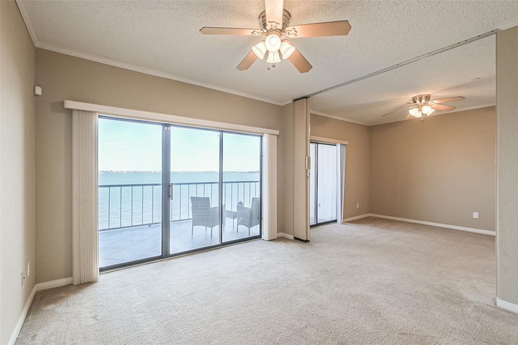 351 Lakeside Lane - Photo 9
