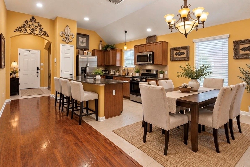 9134 Sunlit Park Drive - Photo 3