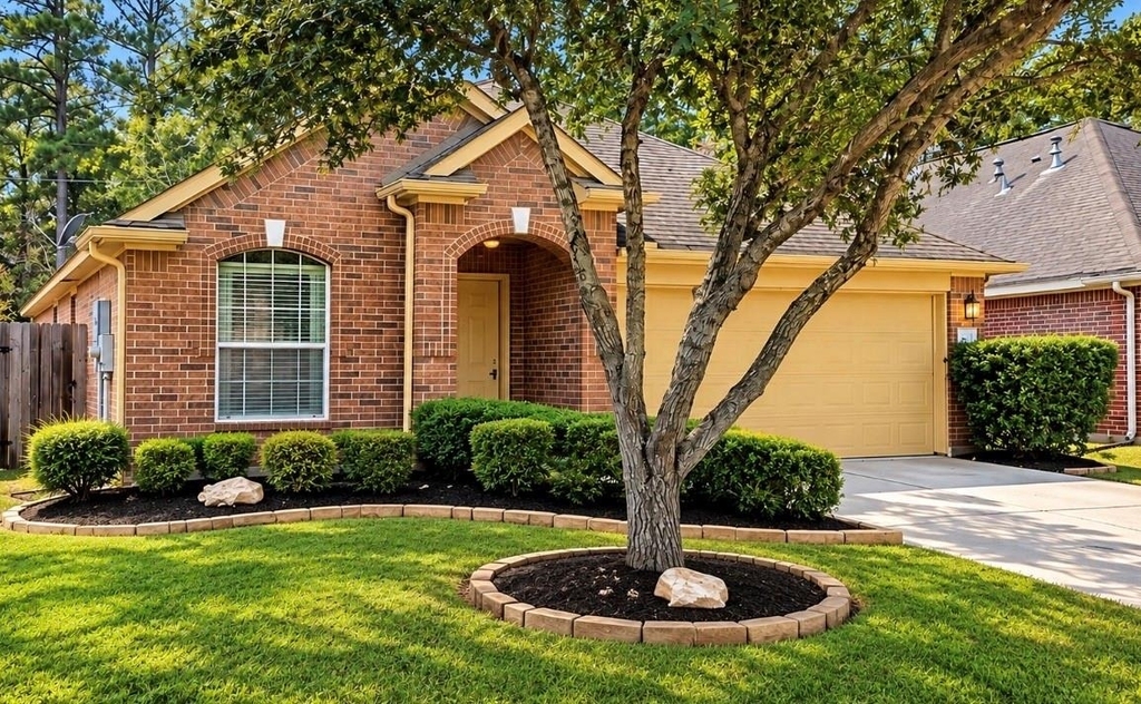 9134 Sunlit Park Drive - Photo 0