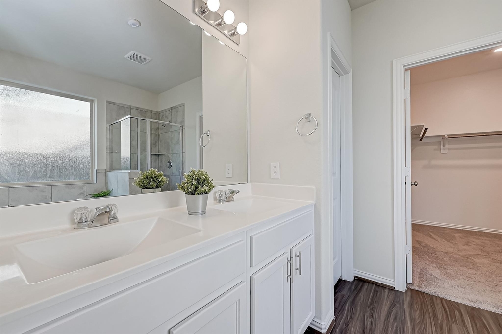 30822 Lake Spur Manor - Photo 33