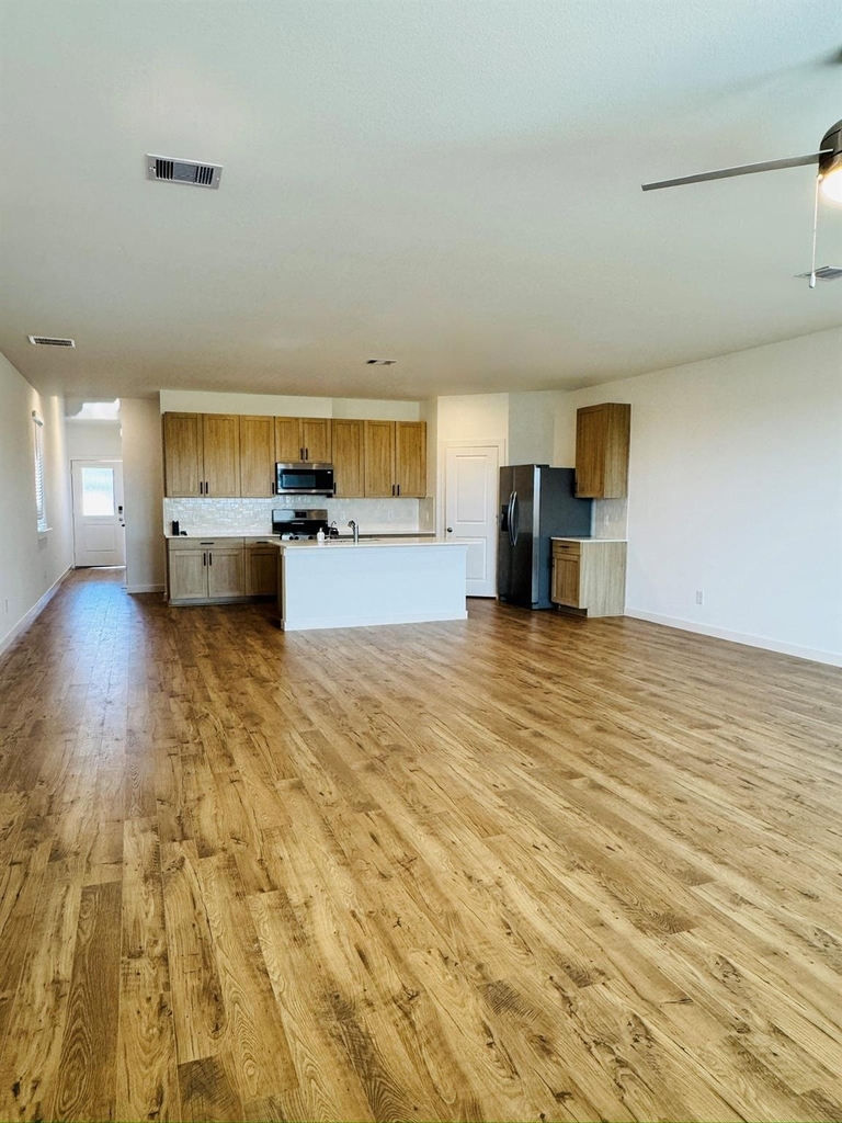 3511 Blackbird Ln - Photo 3