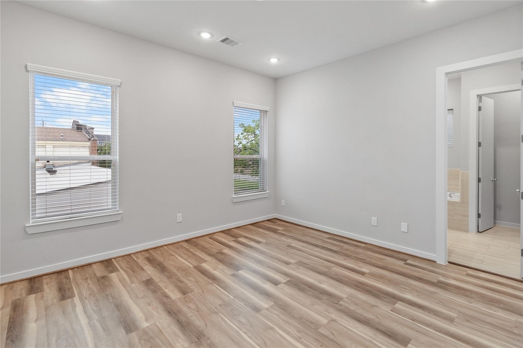 602 Thornton Road - Photo 6
