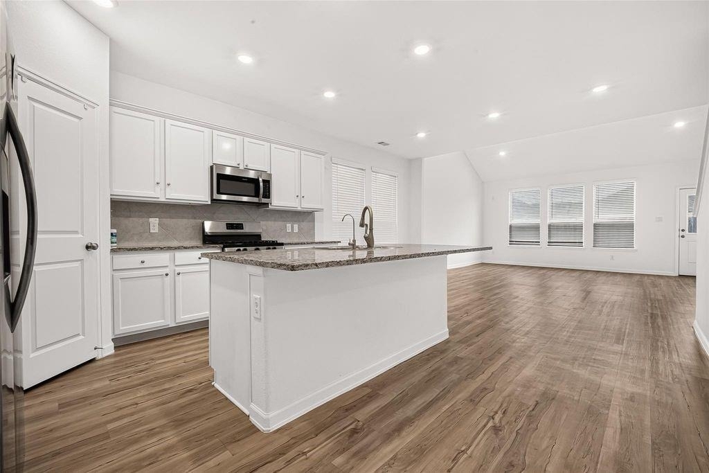 4906 Eldorado Rose Place - Photo 8