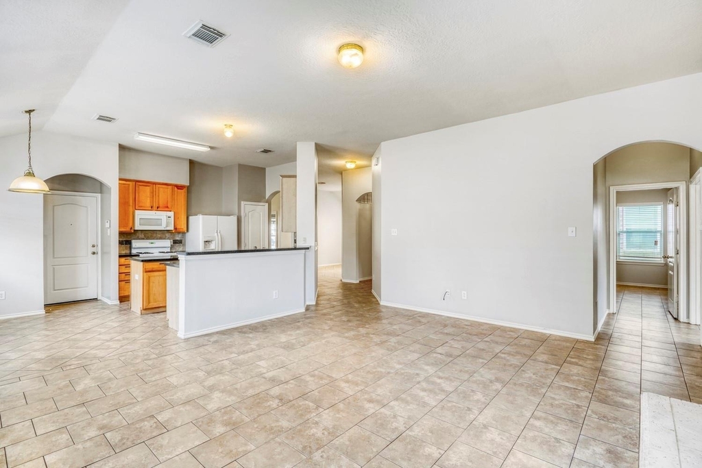 7311 Cragmont Bridge Drive - Photo 8