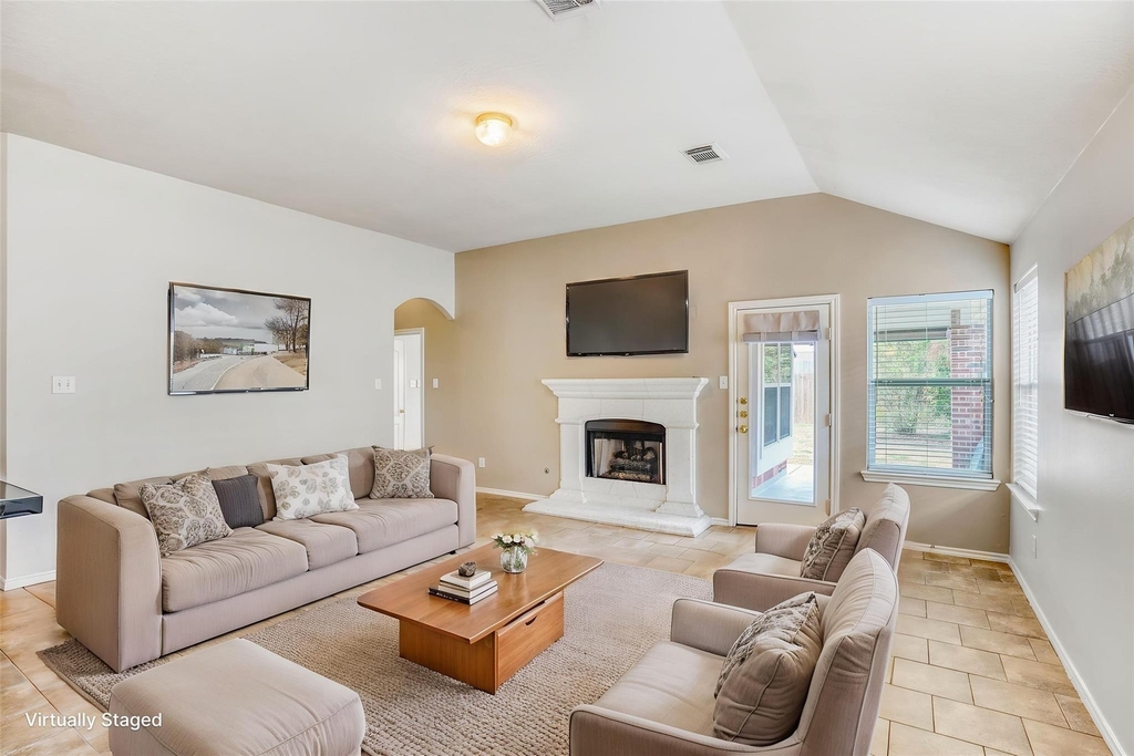 7311 Cragmont Bridge Drive - Photo 3