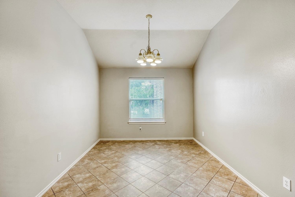 7311 Cragmont Bridge Drive - Photo 2