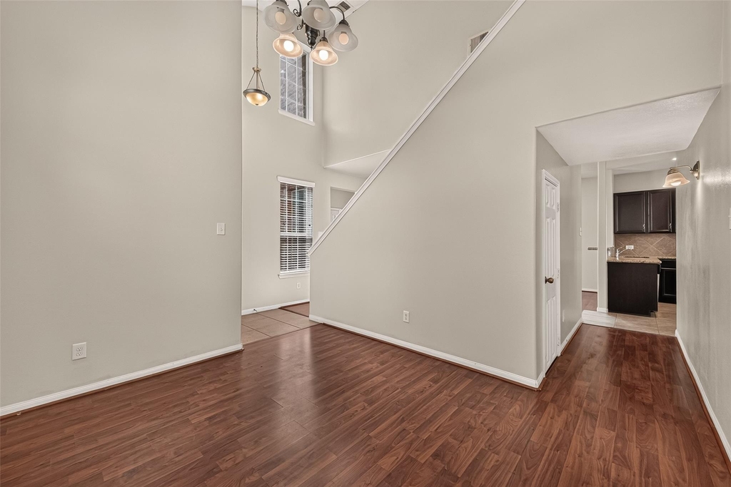 24511 Kestrel View - Photo 10