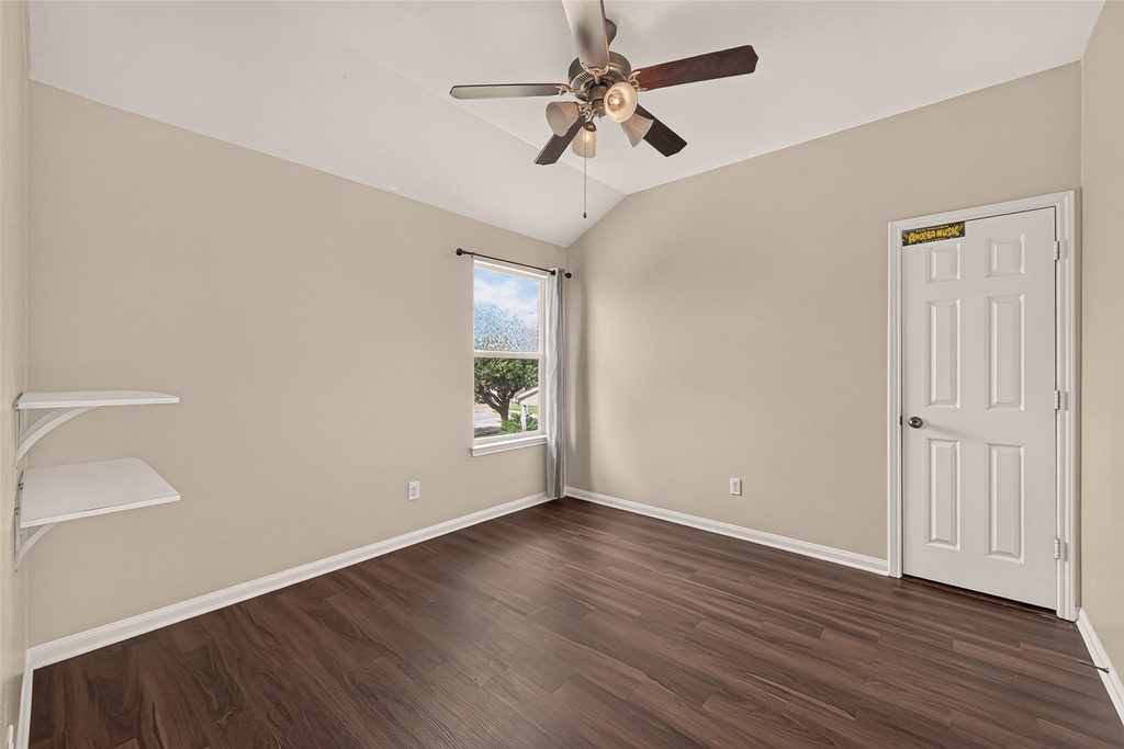 24511 Kestrel View - Photo 19