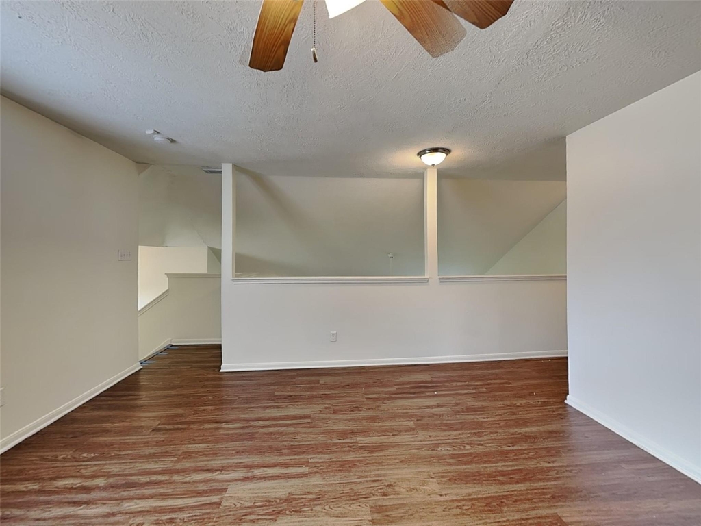9220 Mahan Drive - Photo 11