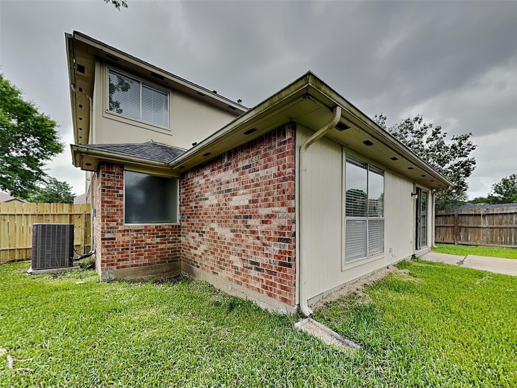 9220 Mahan Drive - Photo 17