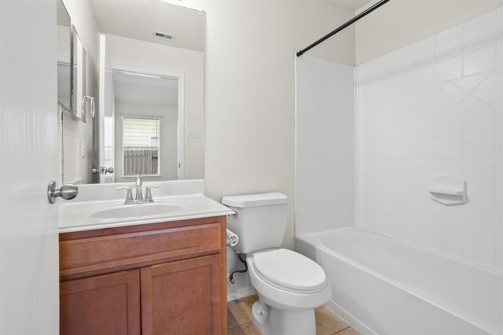 8923 Aurora Park Lane - Photo 16