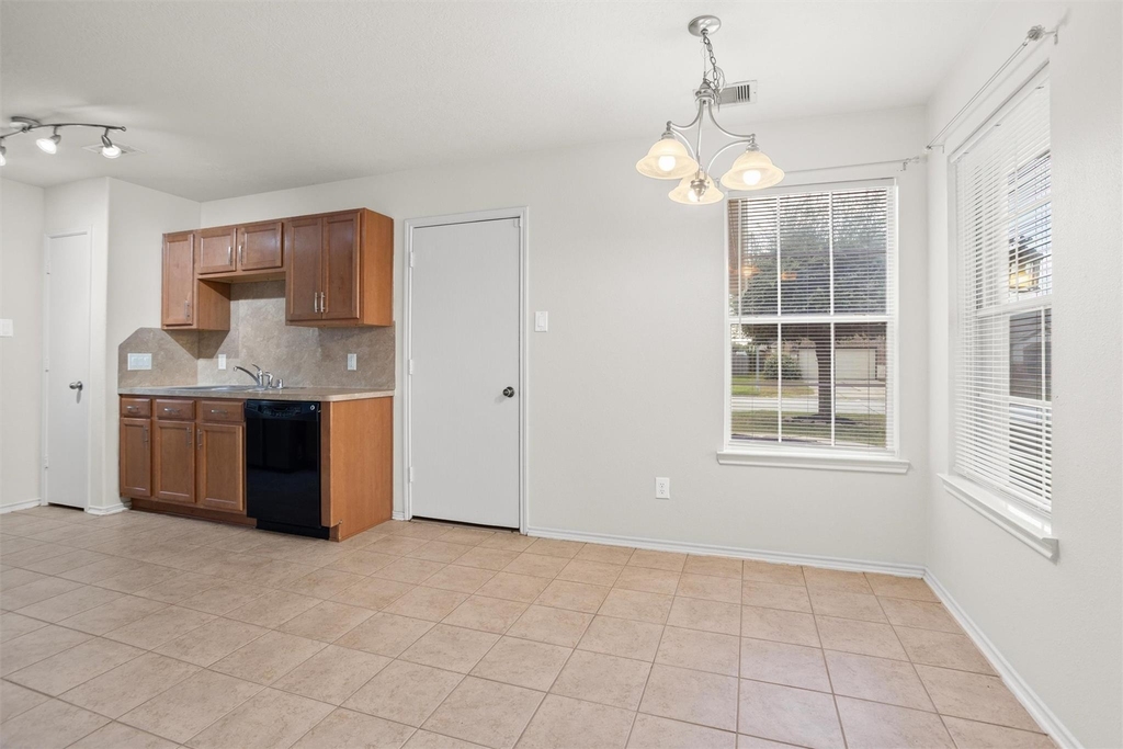 8923 Aurora Park Lane - Photo 5