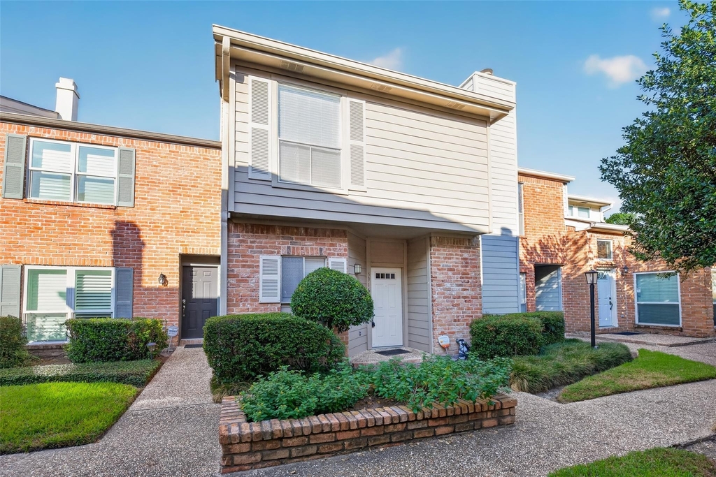 5916 Woodway Place Court - Photo 23