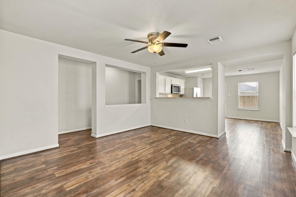 3006 Rustling Chestnut Street - Photo 5
