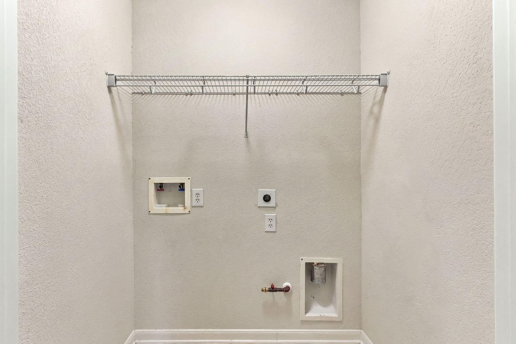 3006 Rustling Chestnut Street - Photo 33
