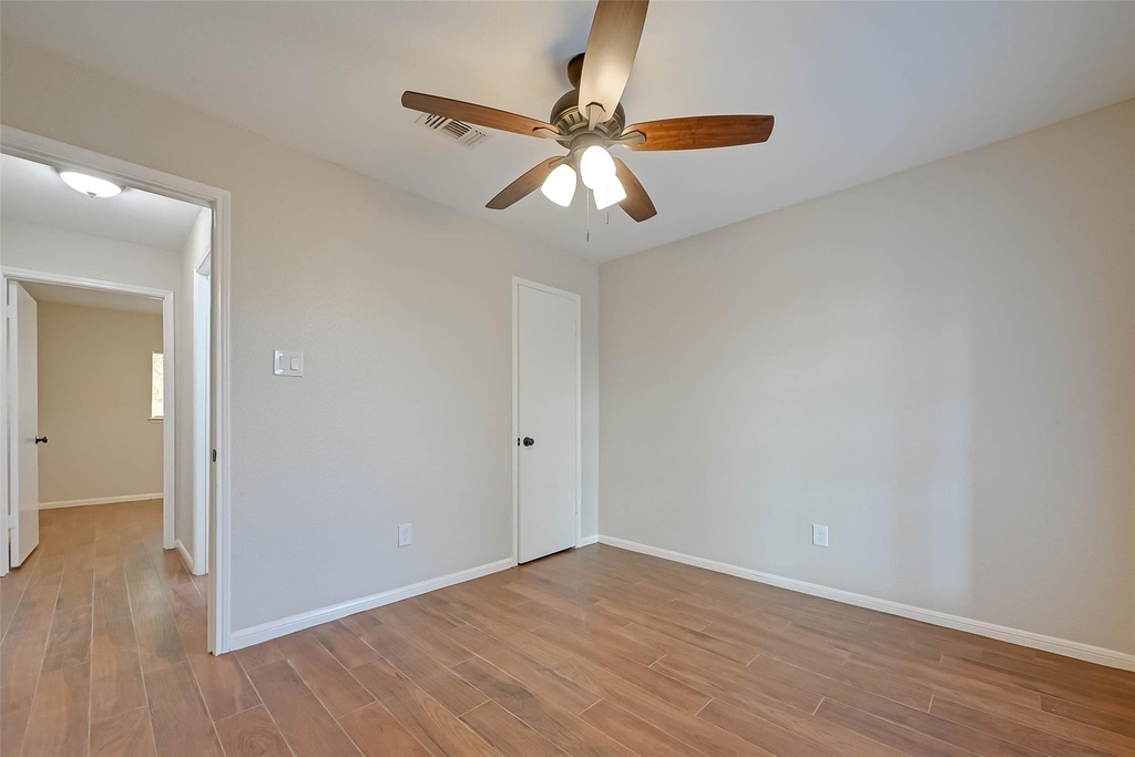 18726 Shannon Glen Lane - Photo 12