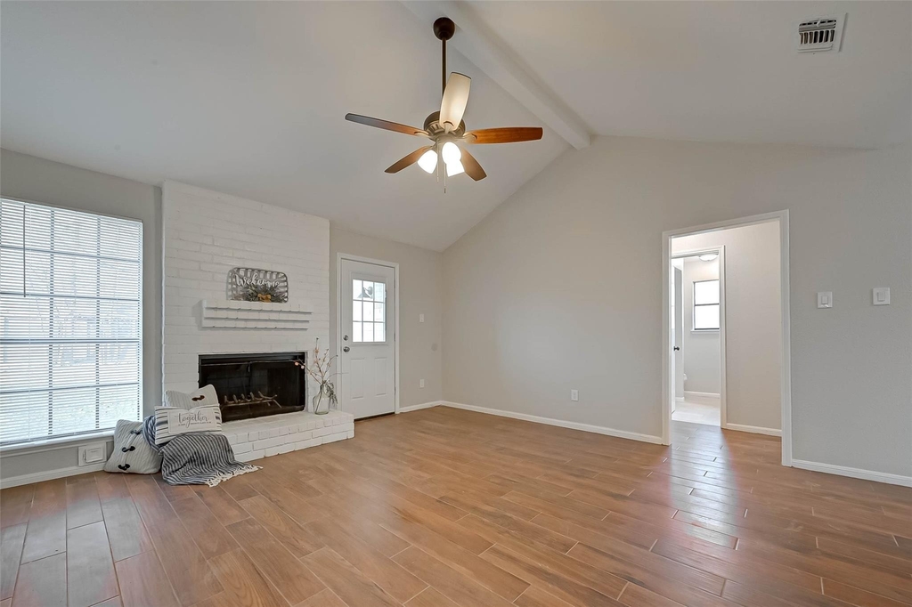 18726 Shannon Glen Lane - Photo 2