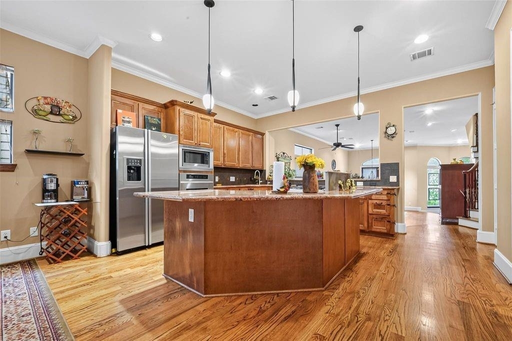 2334 Camden Drive - Photo 8