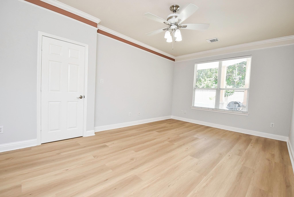 2415 Braypark Lane - Photo 13