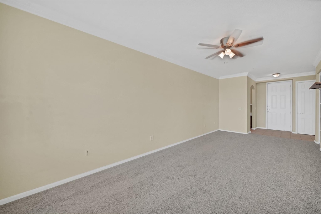 7575 Kirby Drive - Photo 14