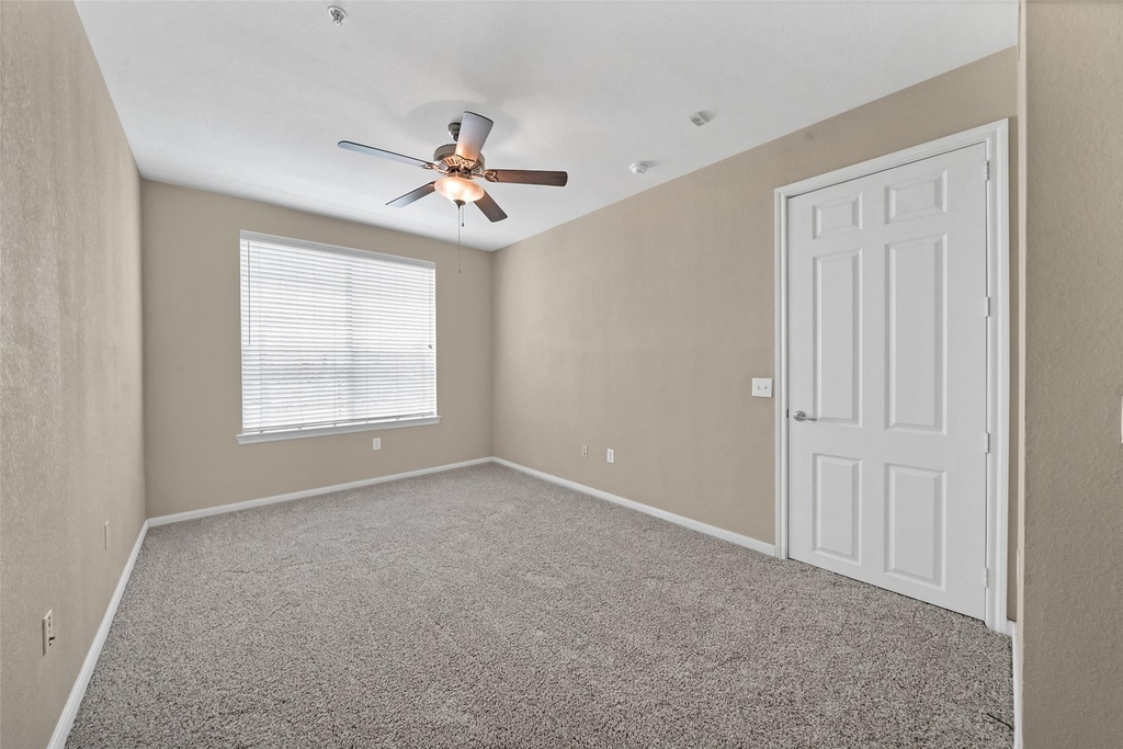 7575 Kirby Drive - Photo 10