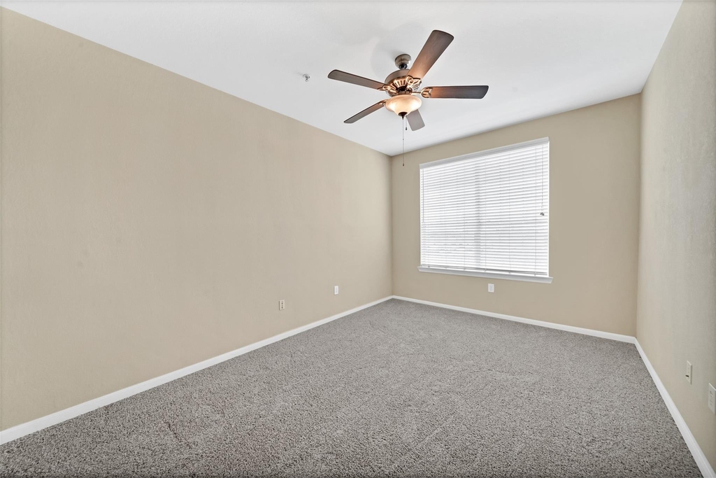 7575 Kirby Drive - Photo 13