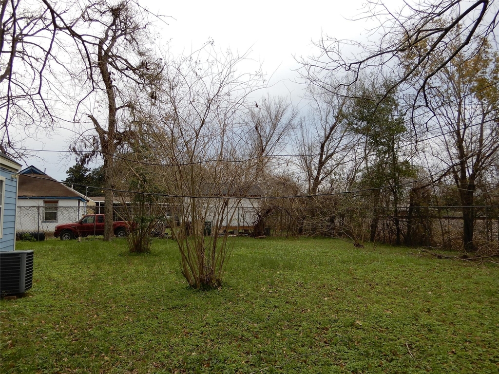 2522 Lynnfield Street - Photo 10