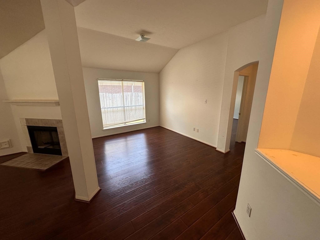 23706 Cansfield Way - Photo 3